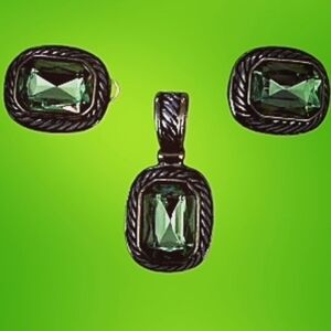 📣Classic Y2K Pendant & CLIP Earrings Set 🍋‍🟩Green Glass Emerald Cut Cabochon